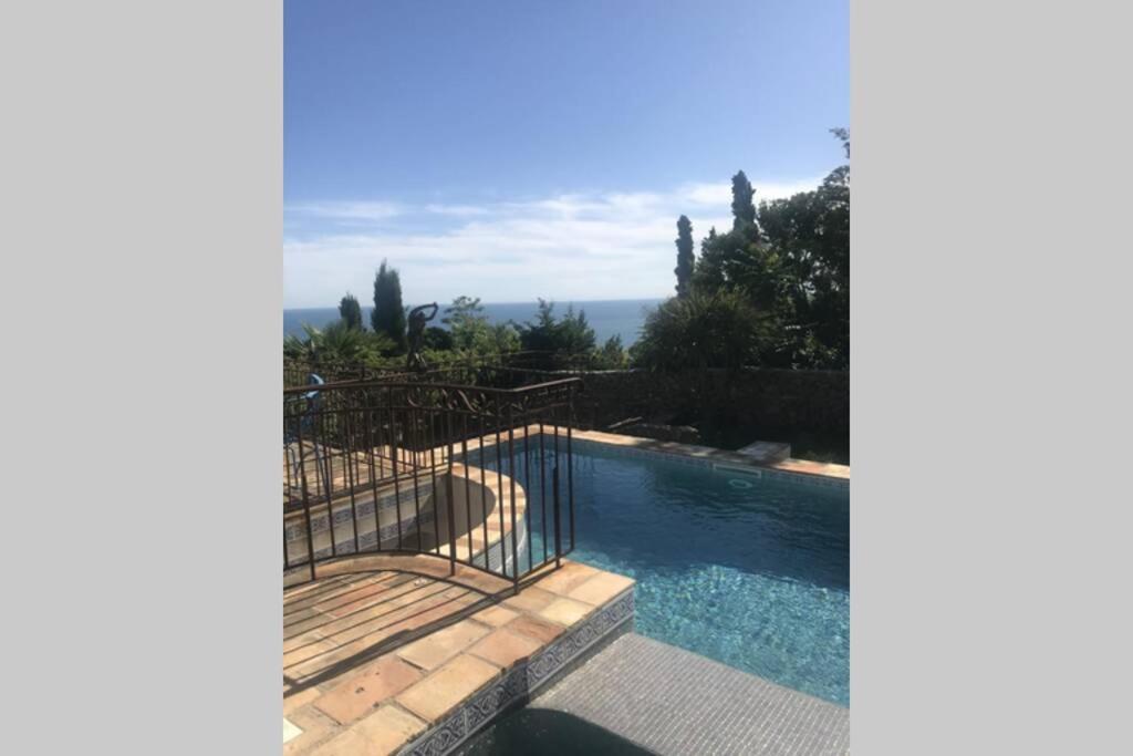 Joli Studio Au Mont St Clair Avec Vue Sur La Mer Apartment Sete Exterior photo